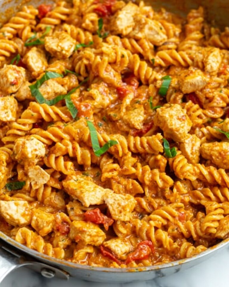 Creamy Tomato Chicken Pasta Recipe