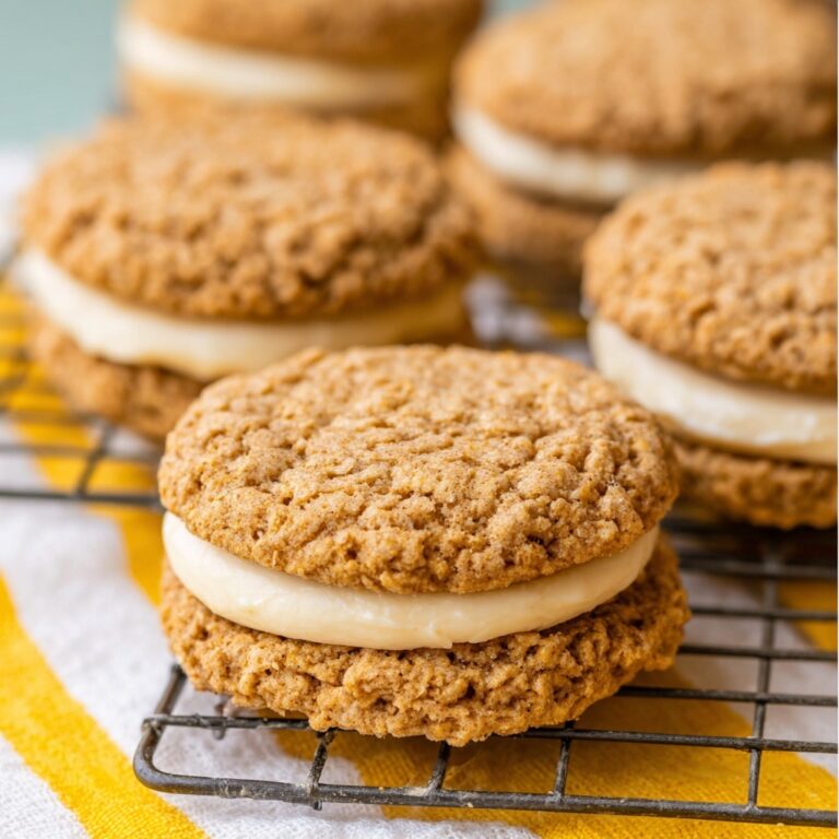 Banana Oatmeal Cream Pies Recipe