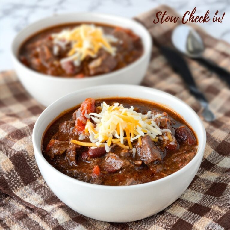 Easy Slow Cooker Steak Chili Recipe