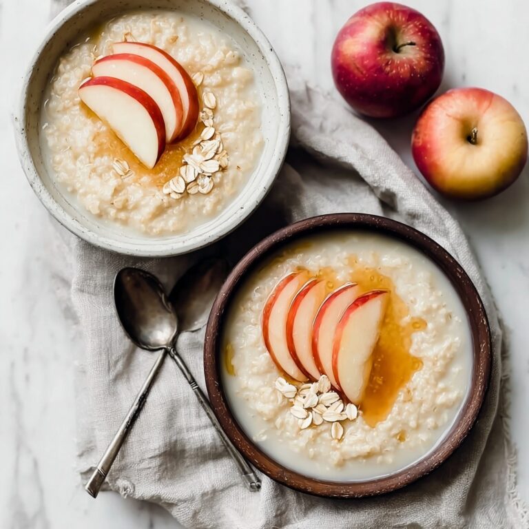 Caramel Apple Oatmeal: A Cozy Fall Breakfast Recipe
